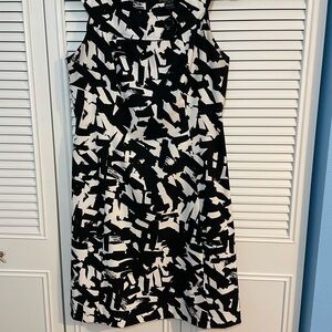 Jessica Howard Black and White Abstract Midi Dress
